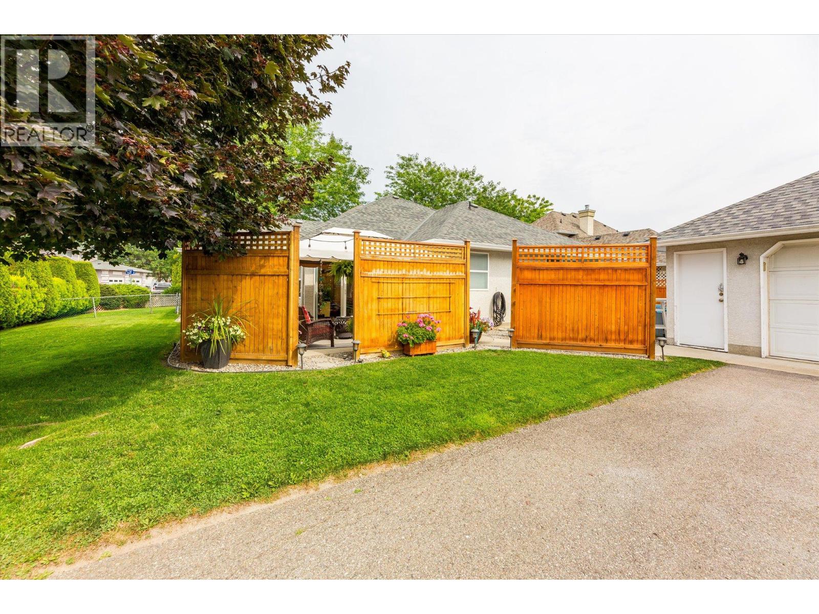 301 Fizet Avenue - 29