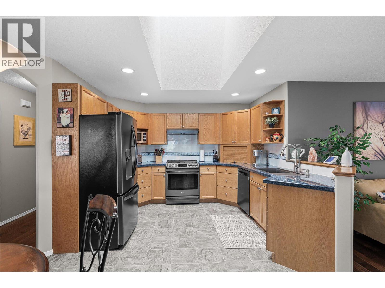 301 Fizet Avenue, Kelowna