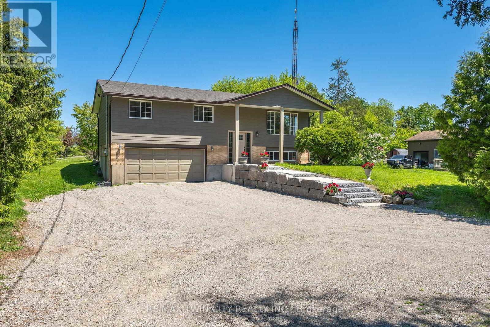 1621 MORRISON ROAD — photo 2
