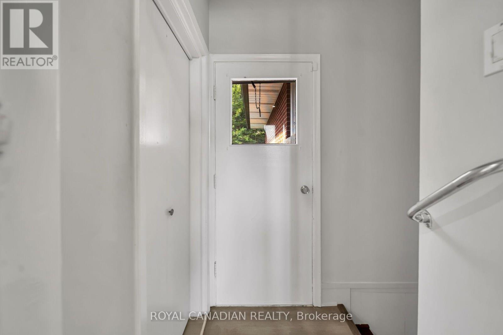 284 CEDAR CRESCENT - Image 28