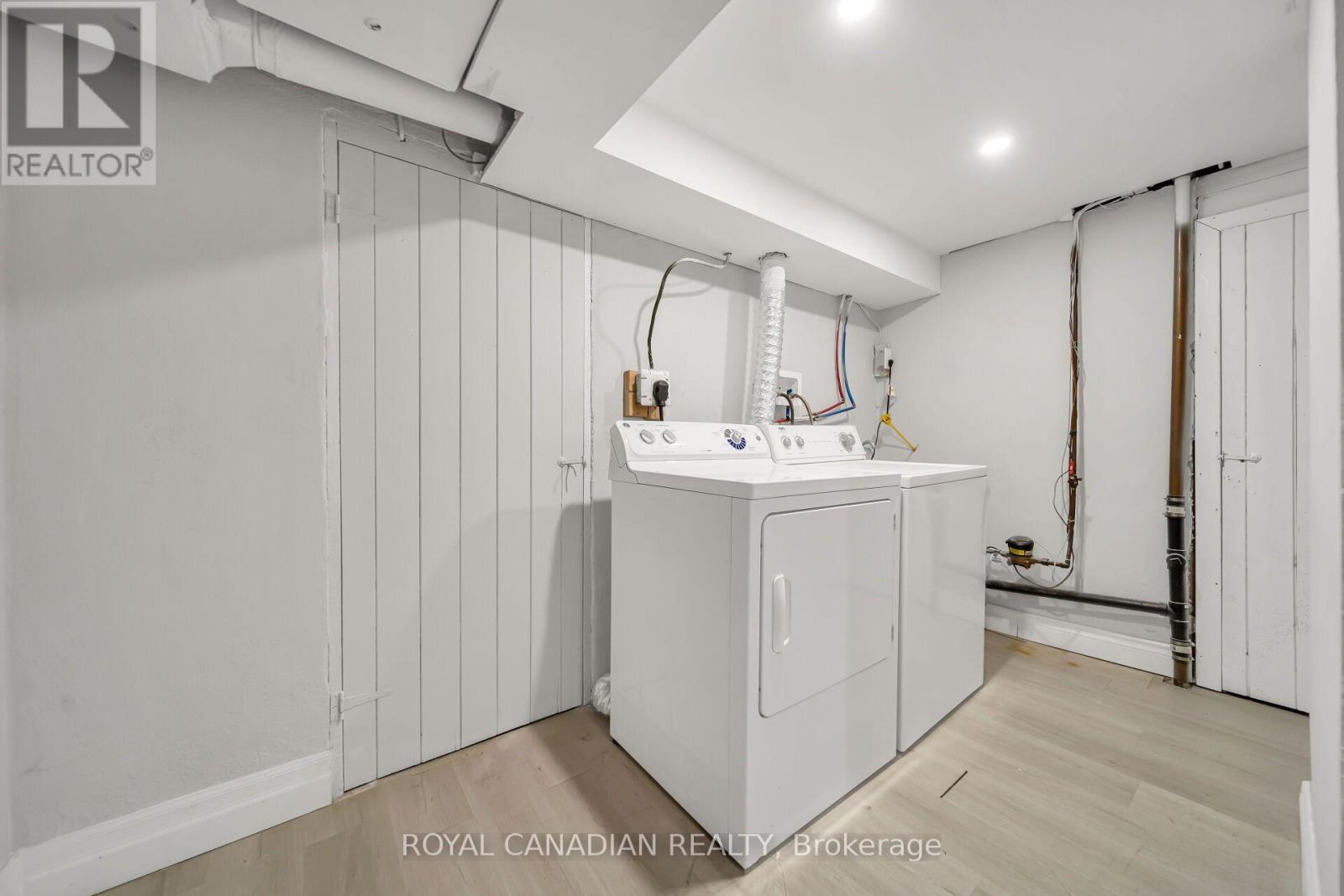 284 CEDAR CRESCENT - Image 34