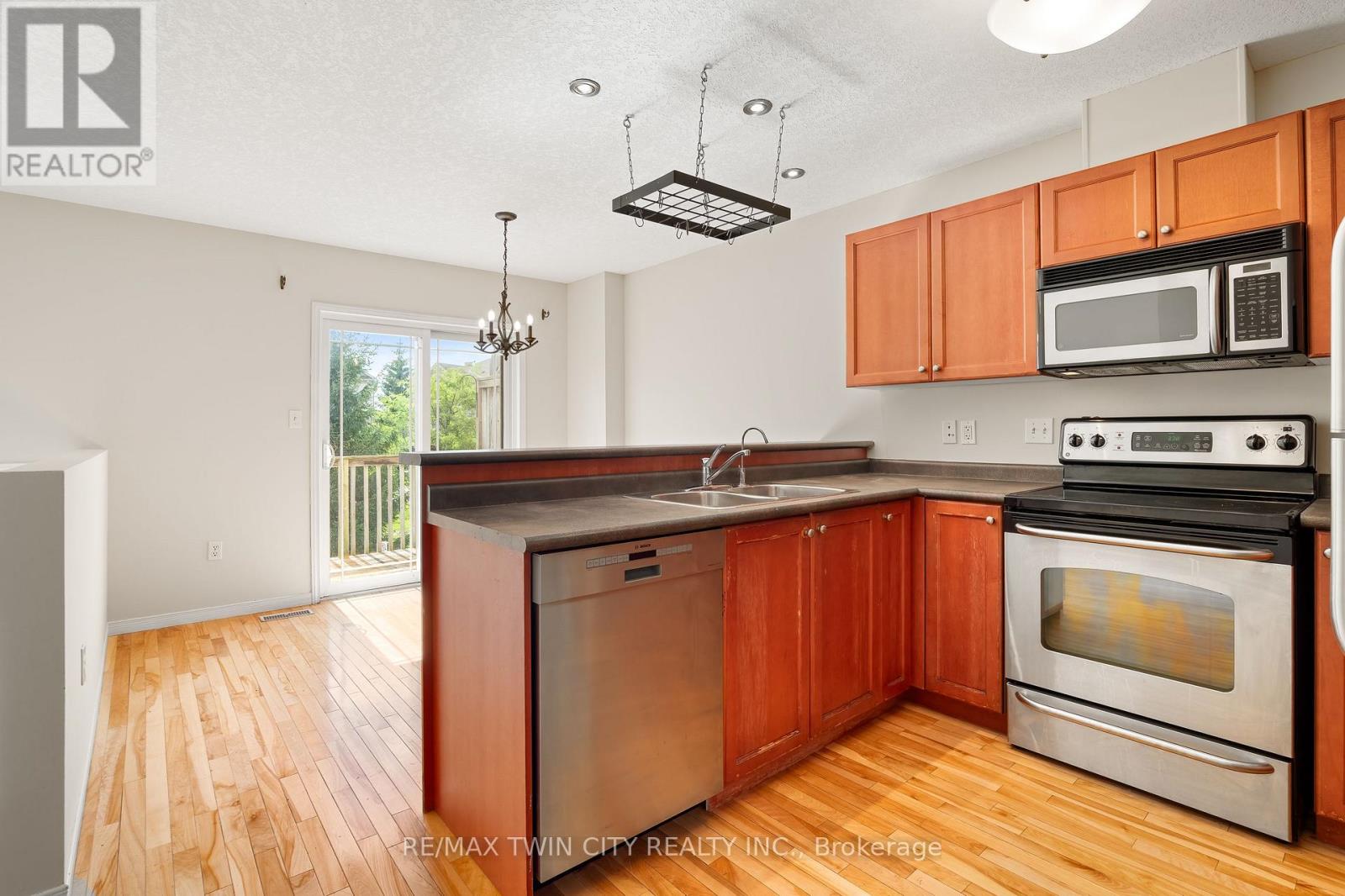 #H50 619 WILD GINGER AVENUE - Image 10