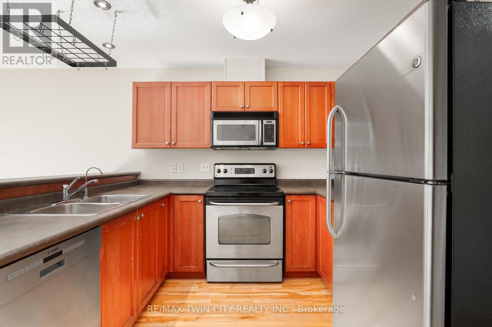 #H50 619 WILD GINGER AVENUE - Image 9