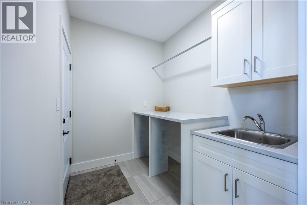 34 ANDREW Avenue - Image 6