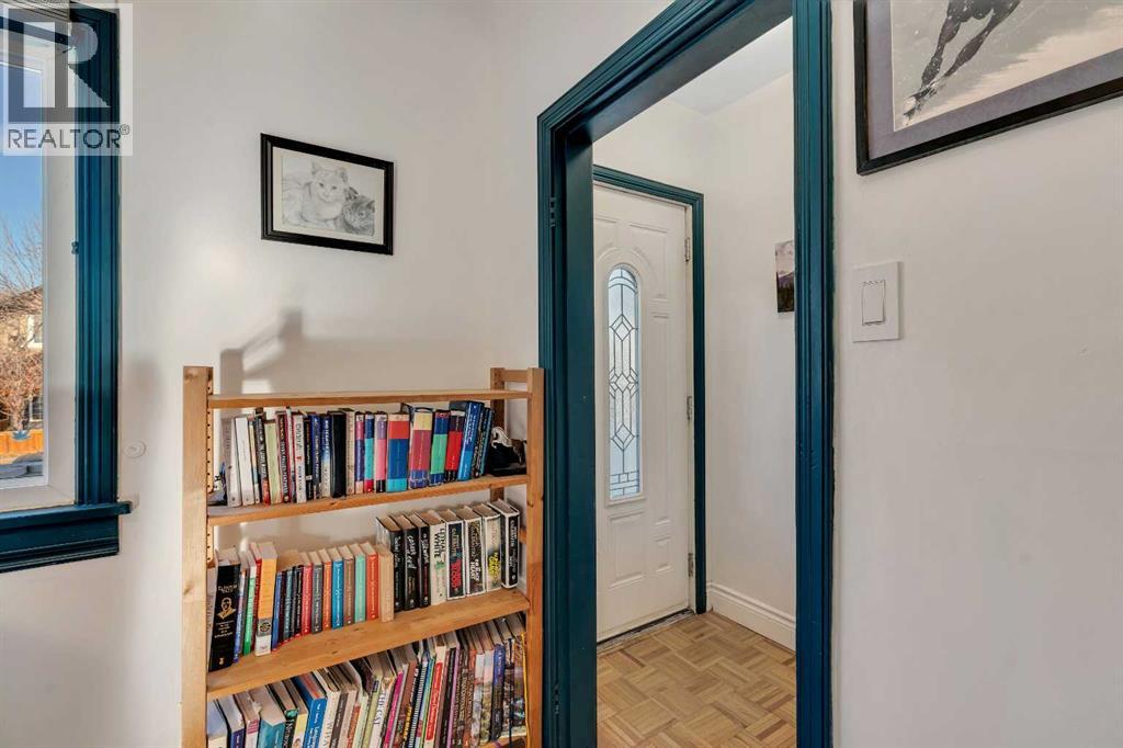 129 18 Avenue NW - Image 8