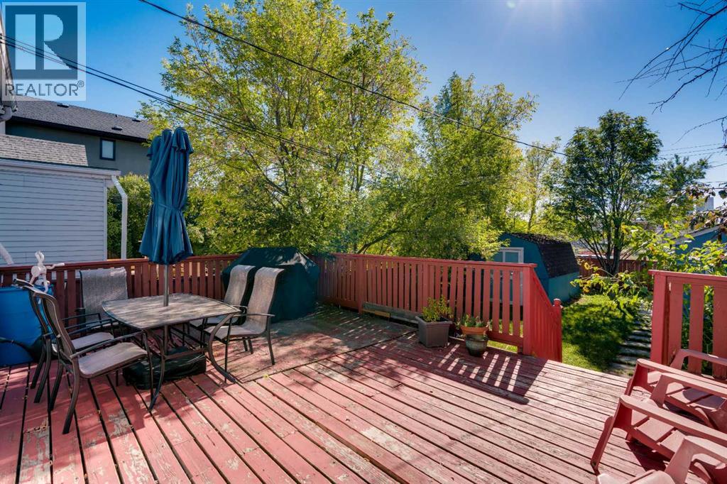 129 18 Avenue NW - Image 33