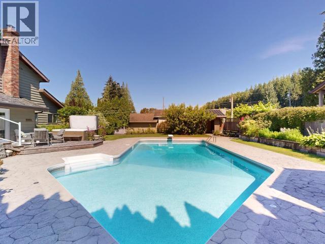 3700 MACKENZIE AVE - 49
