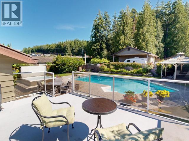 3700 MACKENZIE AVE - 54