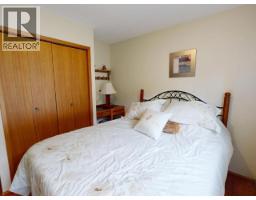 3700 Mackenzie Ave, Powell River, BC V8A3E8 Photo 21