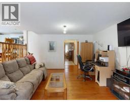 3700 Mackenzie Ave, Powell River, BC V8A3E8 Photo 24