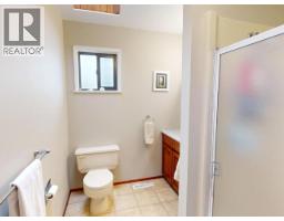 3700 Mackenzie Ave, Powell River, BC V8A3E8 Photo 29