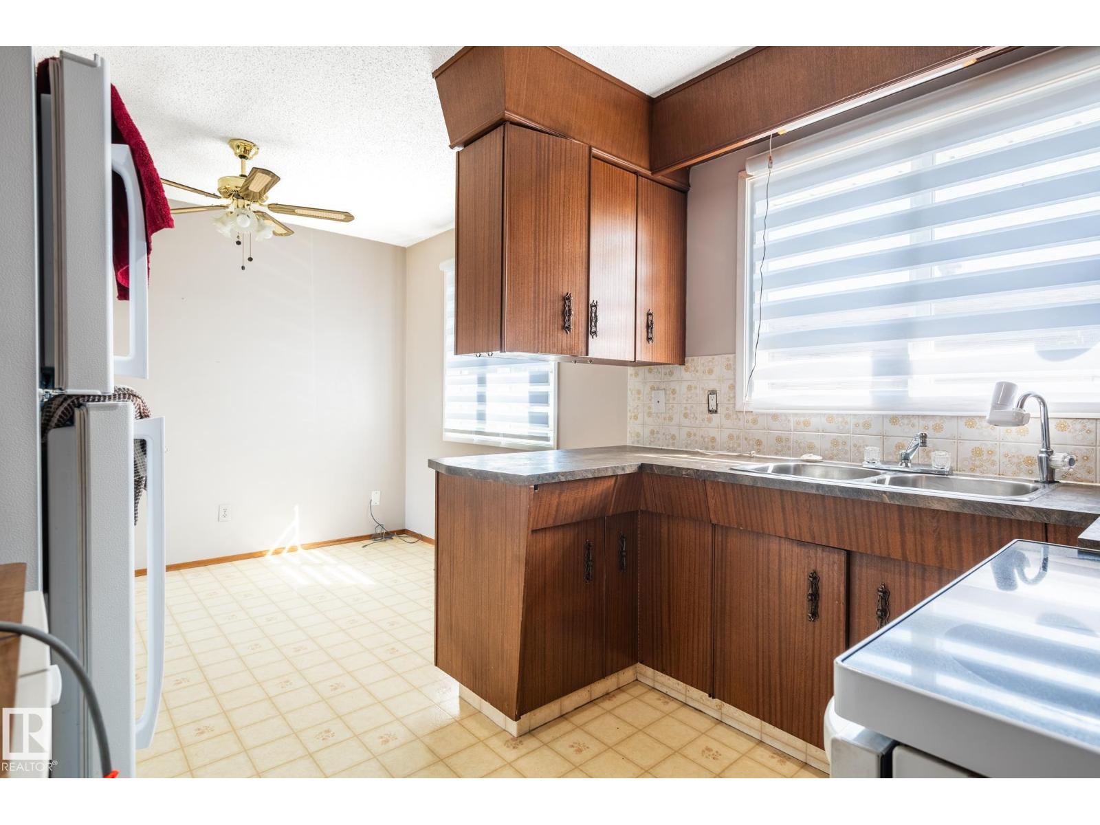 [private address] - Image 10