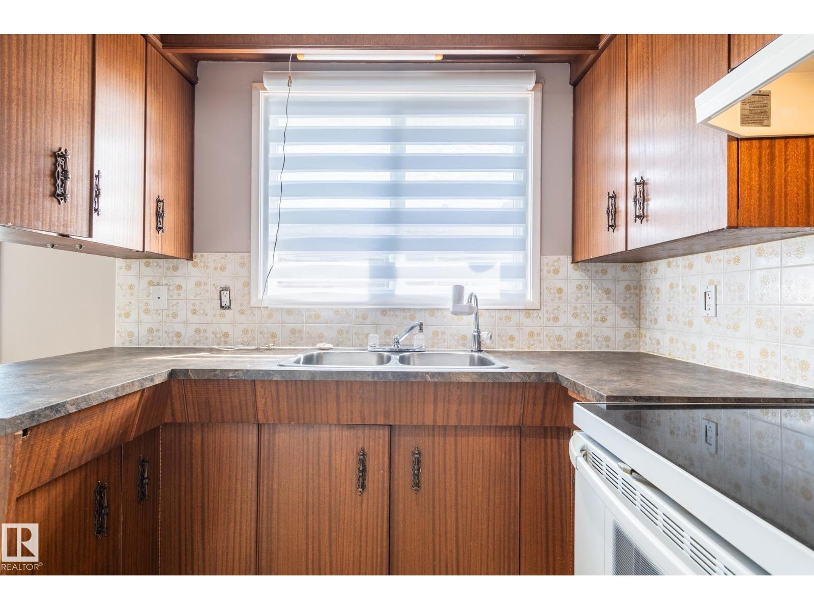 [private address] - Image 12