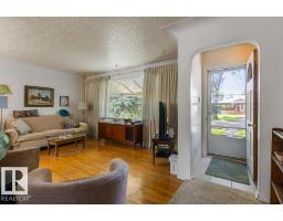 Breakfast - 10731 148 St Nw, Edmonton, AB T5N3H3 Photo 7