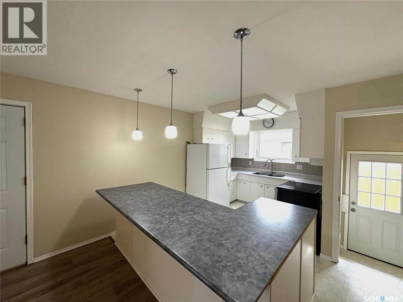 435 2nd AVENUE - 6