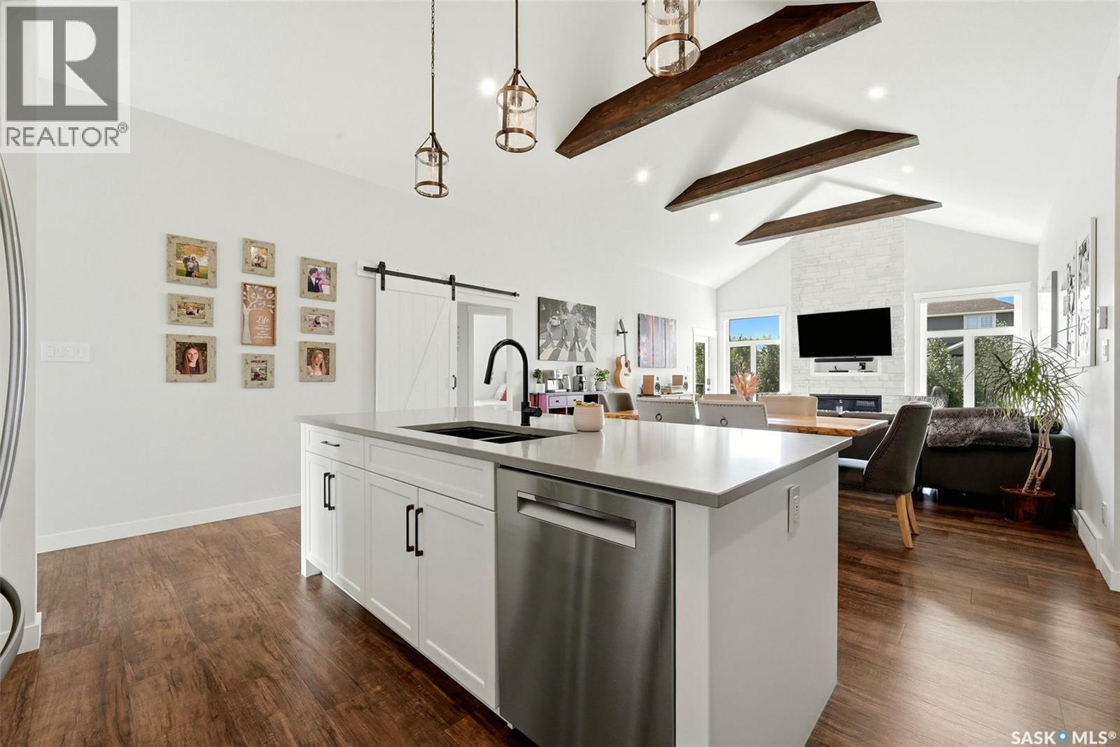14 Stanford ROAD - Image 11