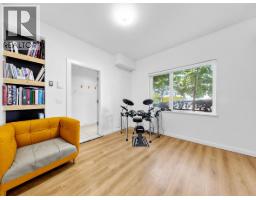 1116 Falcon Drive, Coquitlam, BC V3E0M7 Photo 11