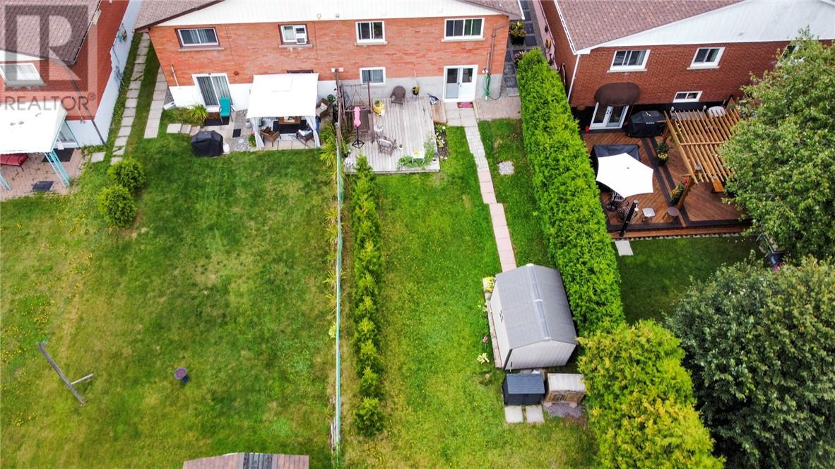 176 Autumnwood Crescent - Image 8