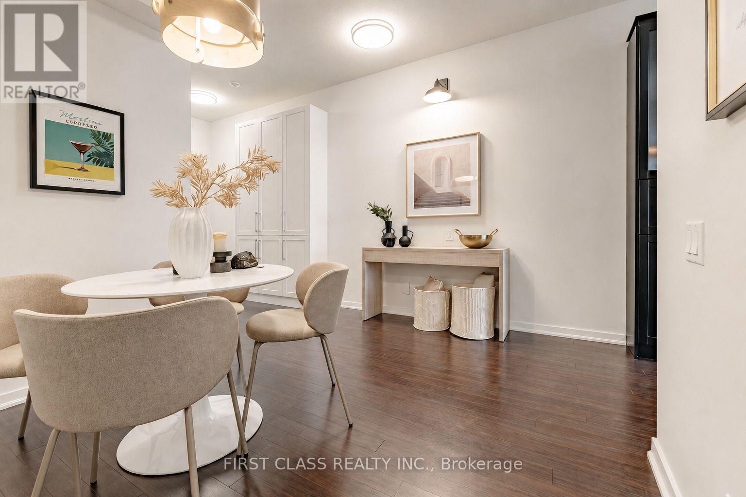 #305 30 CANTERBURY PLACE - 6