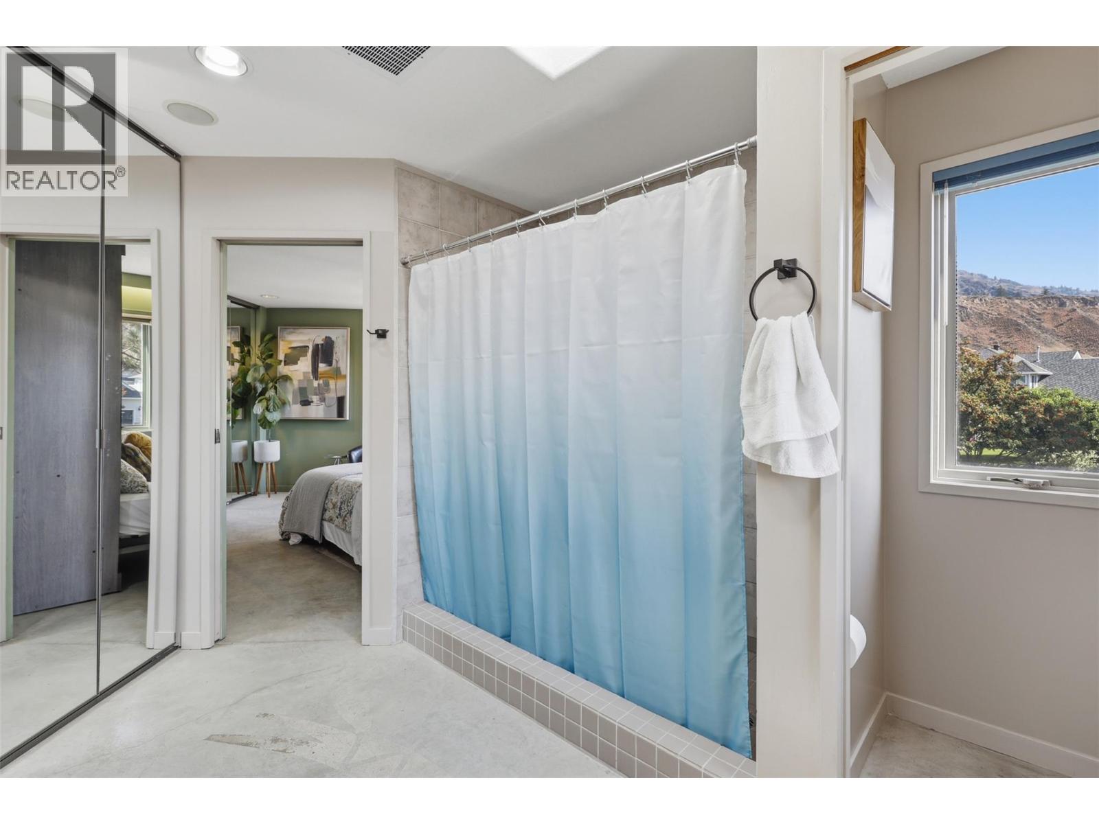 3769 NAVATANEE Drive, Kamloops