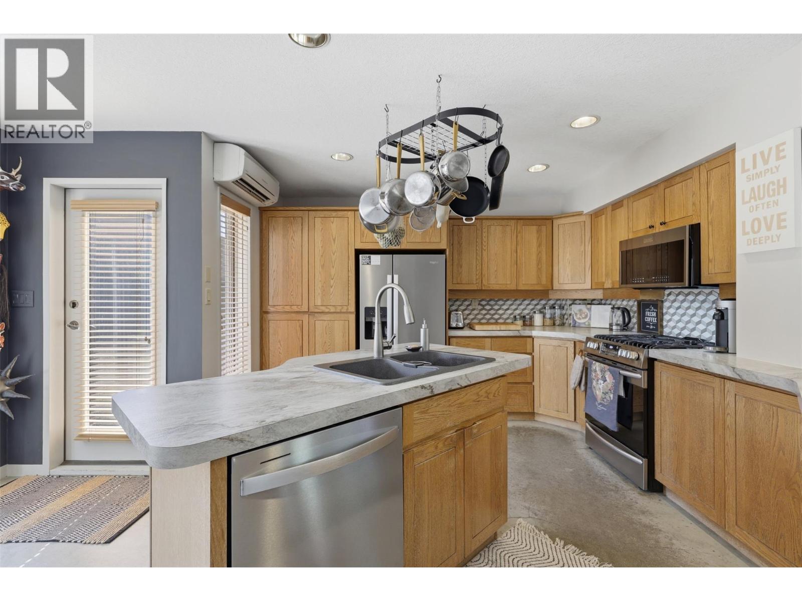 3769 NAVATANEE Drive, Kamloops