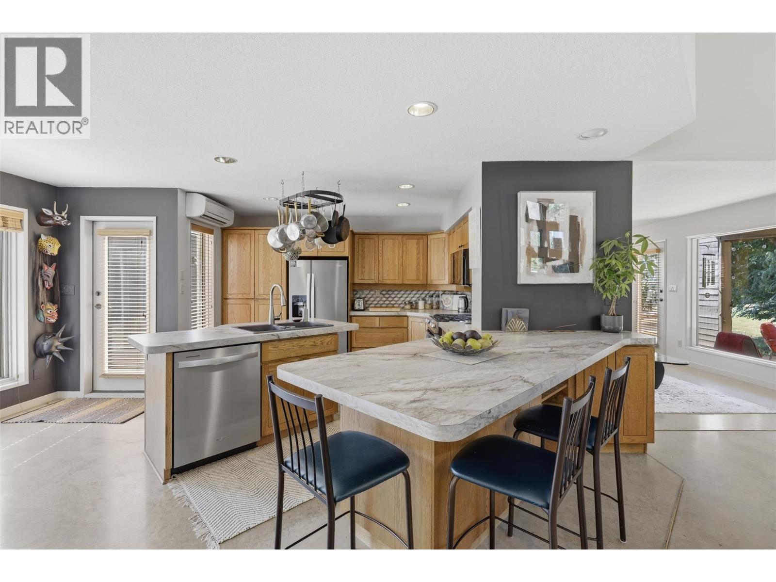 3769 NAVATANEE Drive, Kamloops