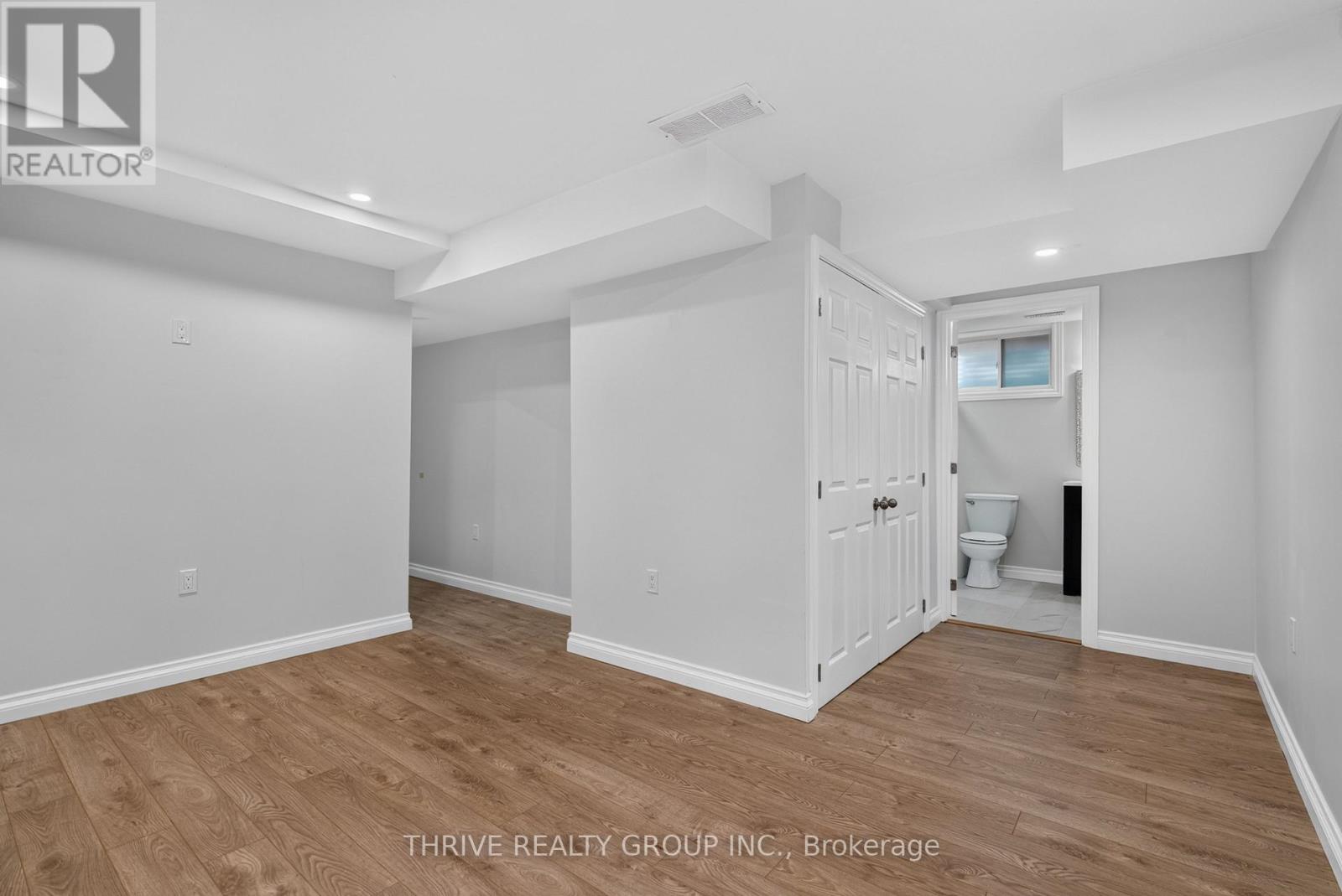 1184 BAIRD STREET - 28