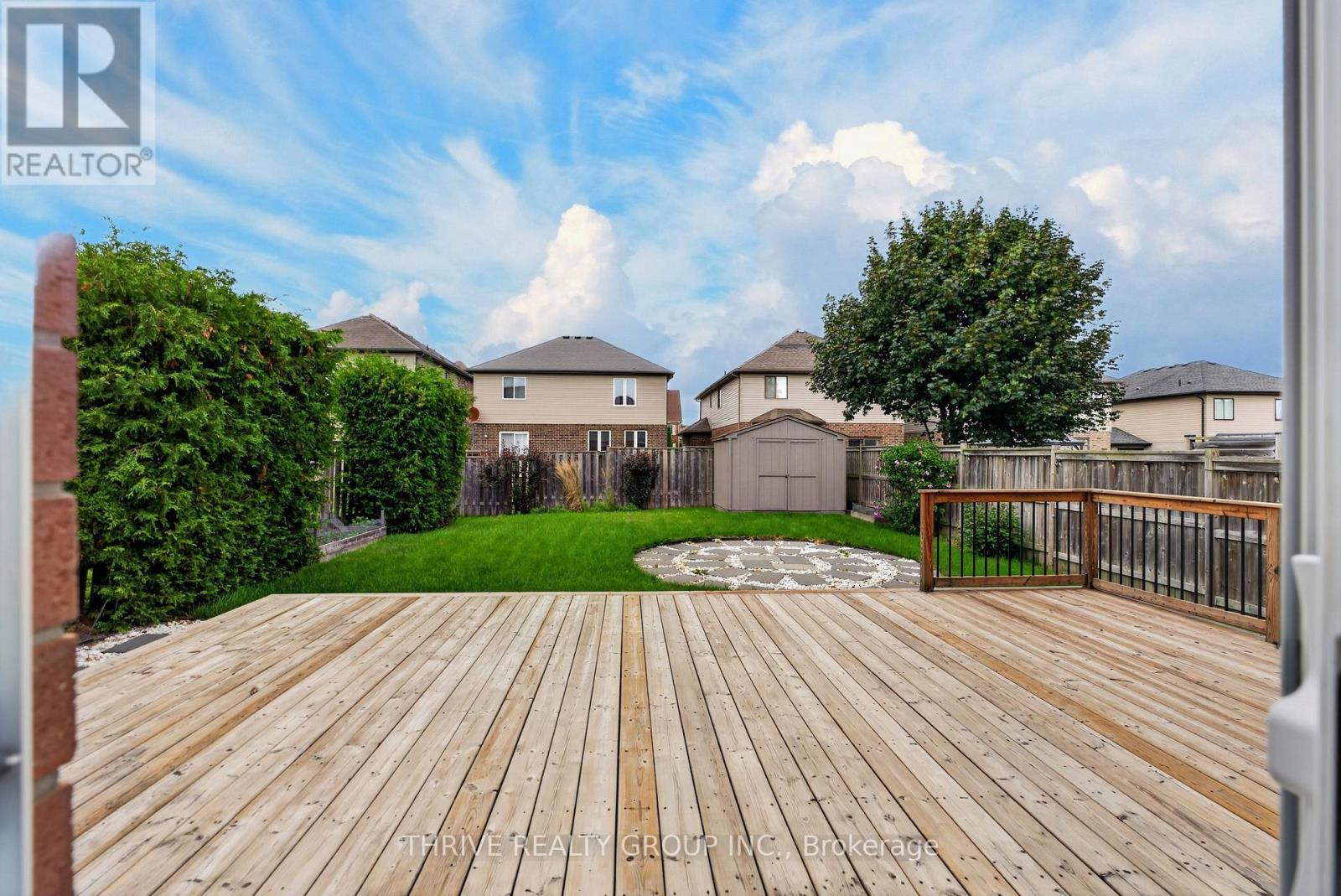 1184 BAIRD STREET - Image 33