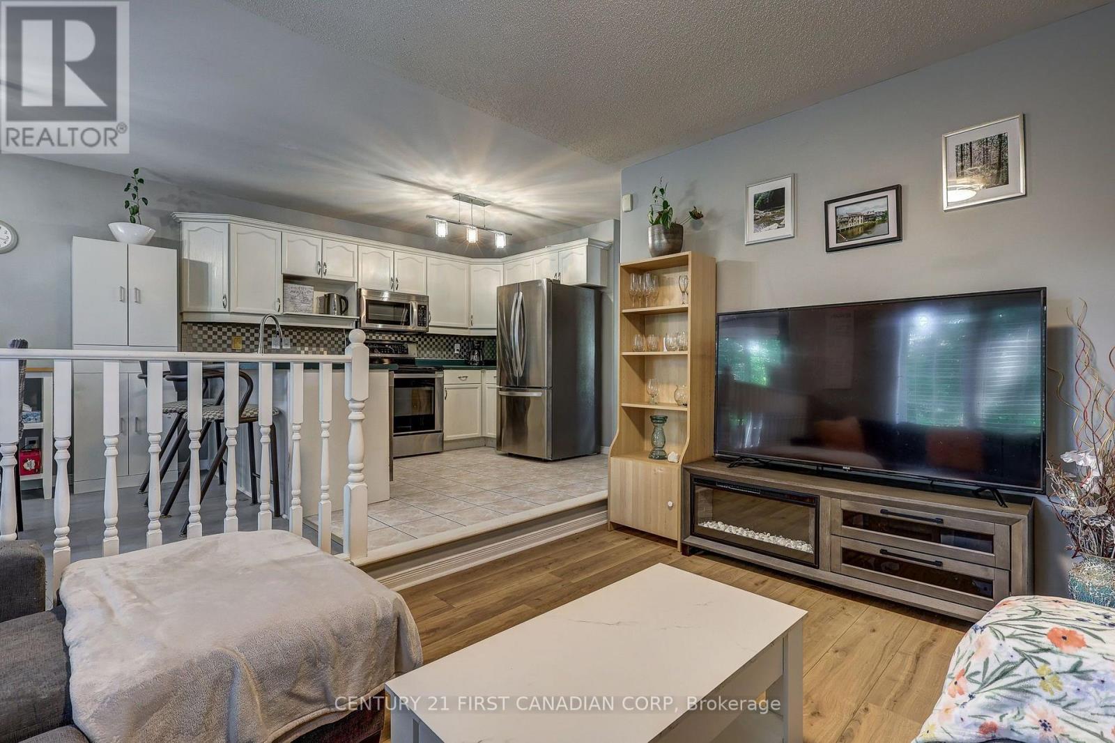 114 MEADOWRIDGE ROAD - Image 15