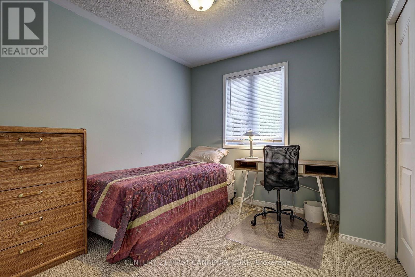 114 MEADOWRIDGE ROAD - Image 26