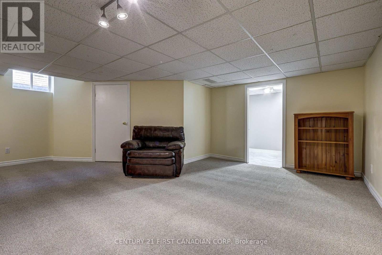 114 MEADOWRIDGE ROAD - Image 38