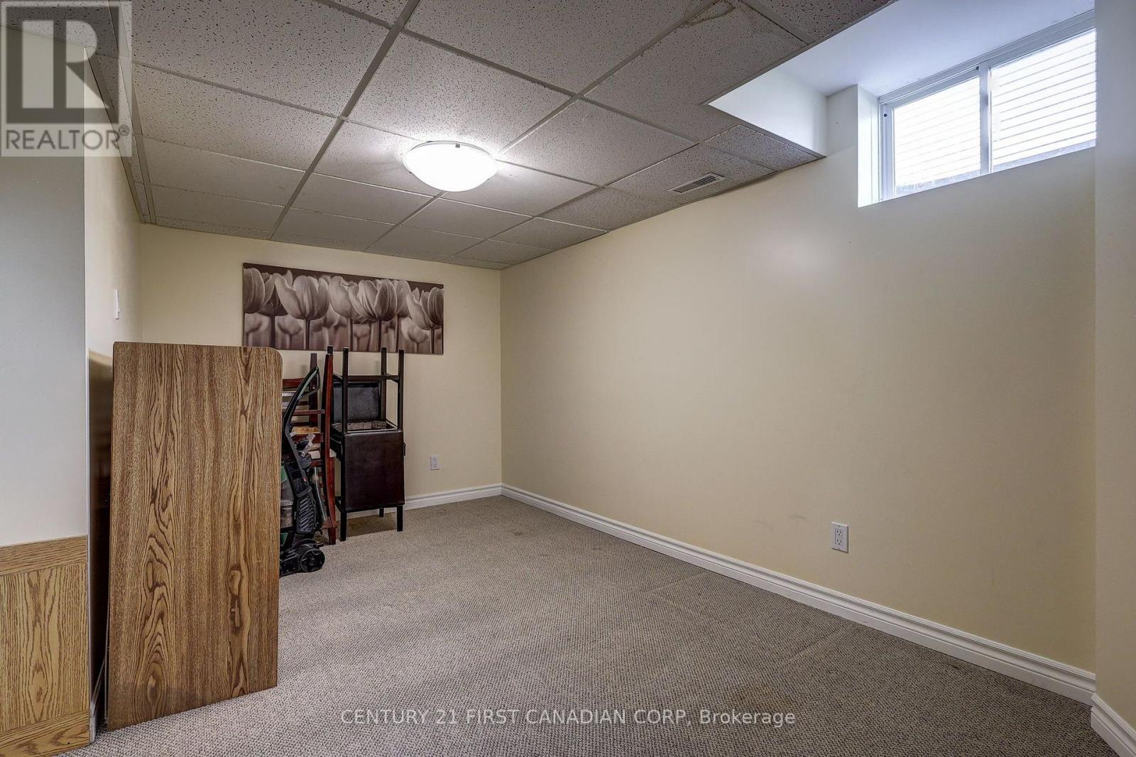114 MEADOWRIDGE ROAD - Image 39
