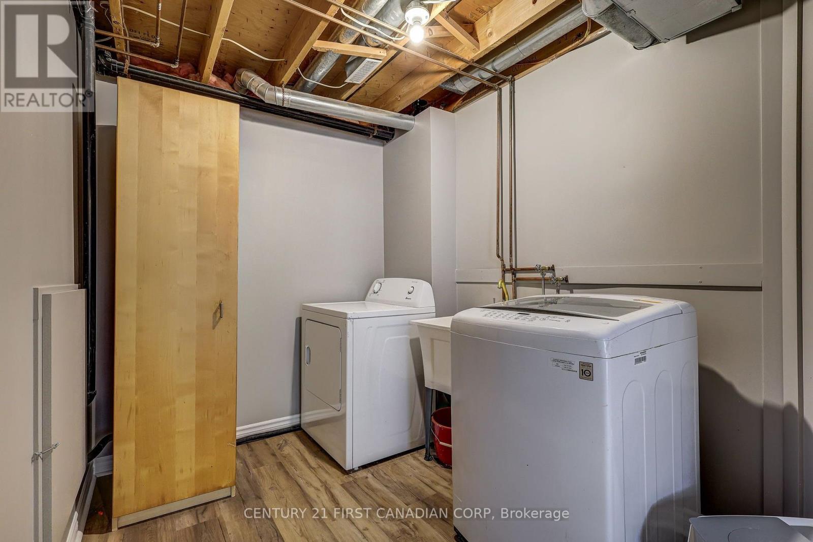 114 MEADOWRIDGE ROAD - Image 41