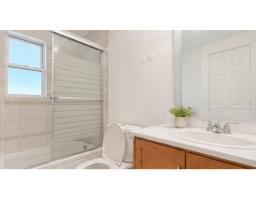 6722 124 Street, Surrey, BC V3W0Z7 Photo 8