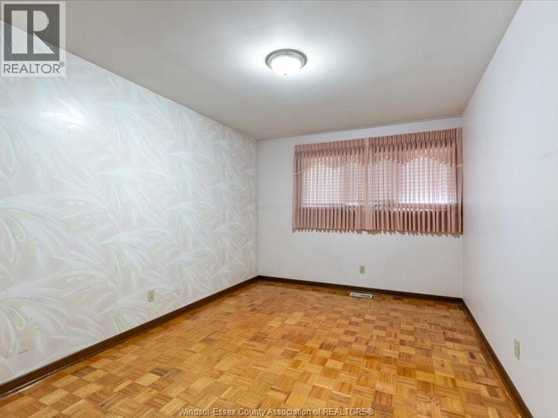 3325 BASELINE ROAD - Image 11