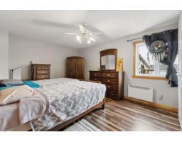 32 Rue Principale, Notre Dame Du Laus, QC J0X2M0 Photo 18