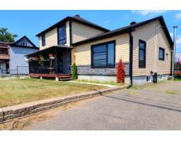 32 Rue Principale, Notre Dame Du Laus, QC J0X2M0 Photo 40