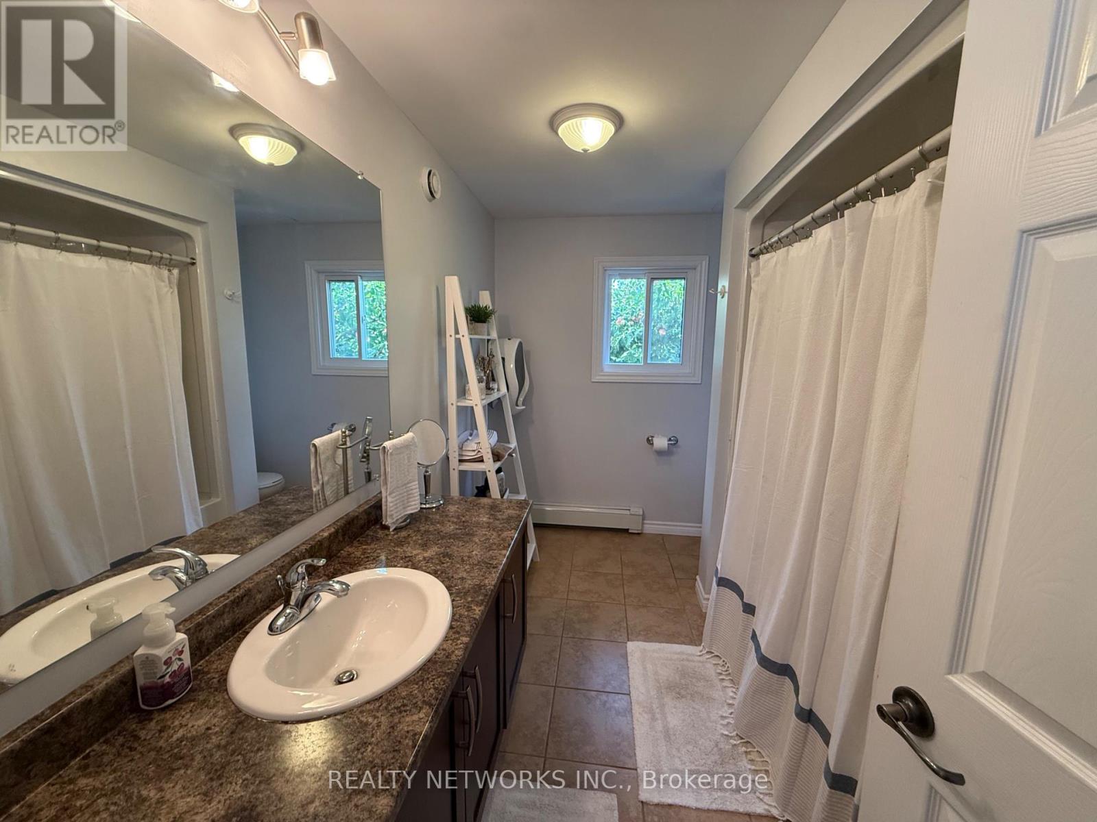 1077 BRUNDY AVENUE - 9