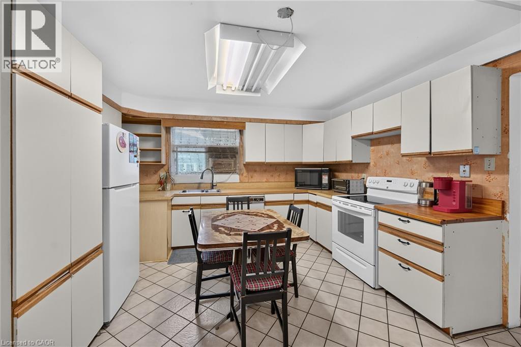 3239 QUEEN FREDERICA Drive - Image 14