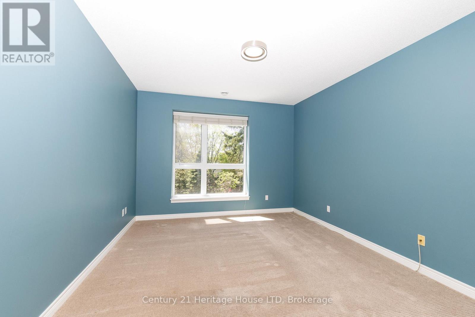 #311 2799 ST. PAUL AVENUE - Image 10