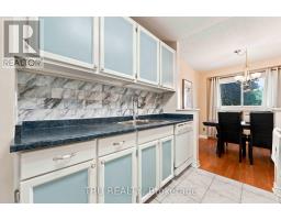 2154 Orient Park Drive, Ottawa, ON K1B4V9 Photo 19