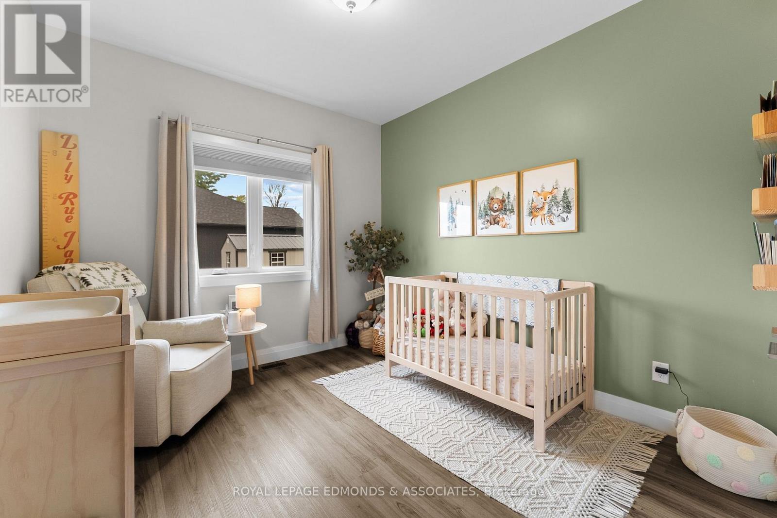 39 MORRISON DRIVE - 24