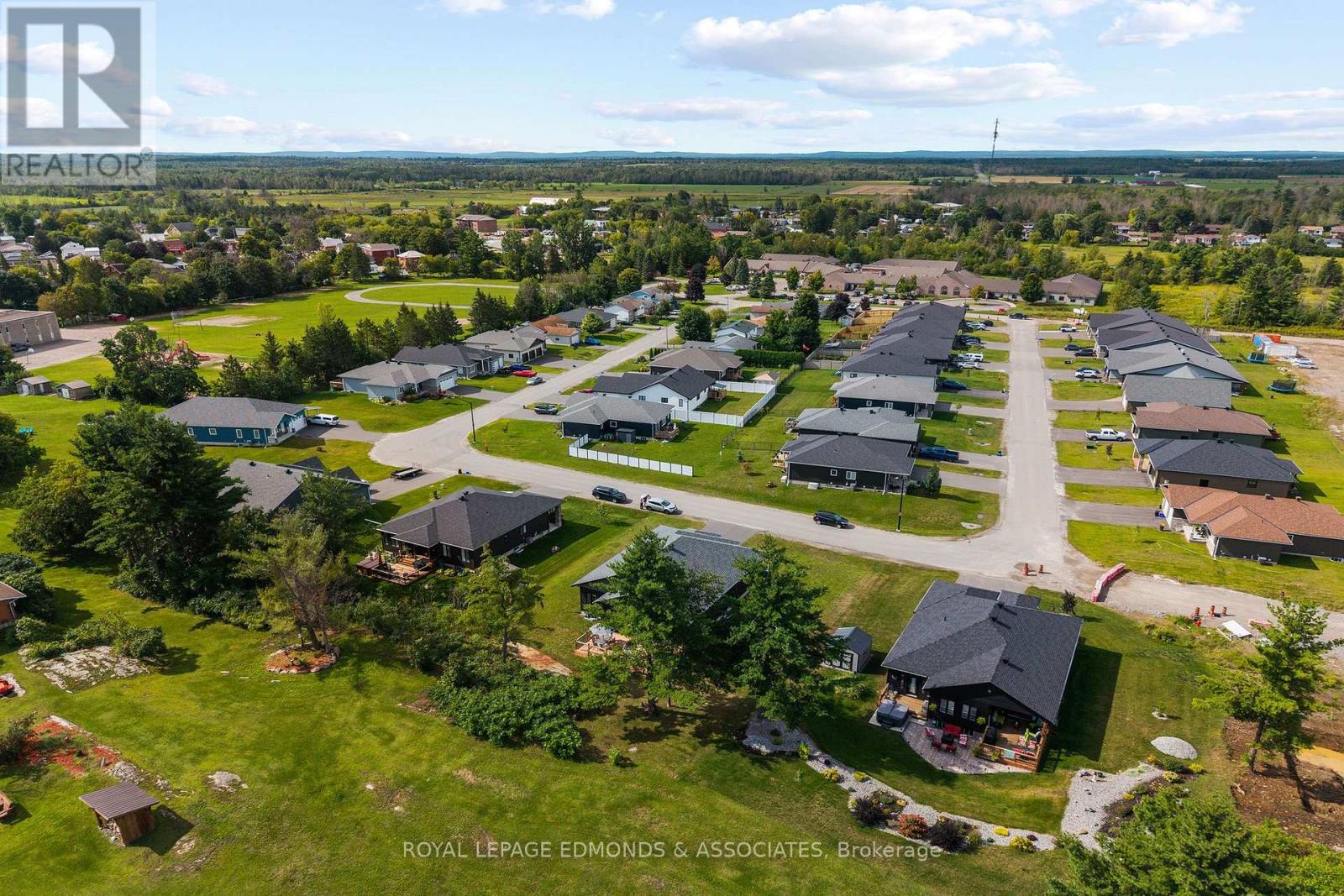 39 MORRISON DRIVE - 48