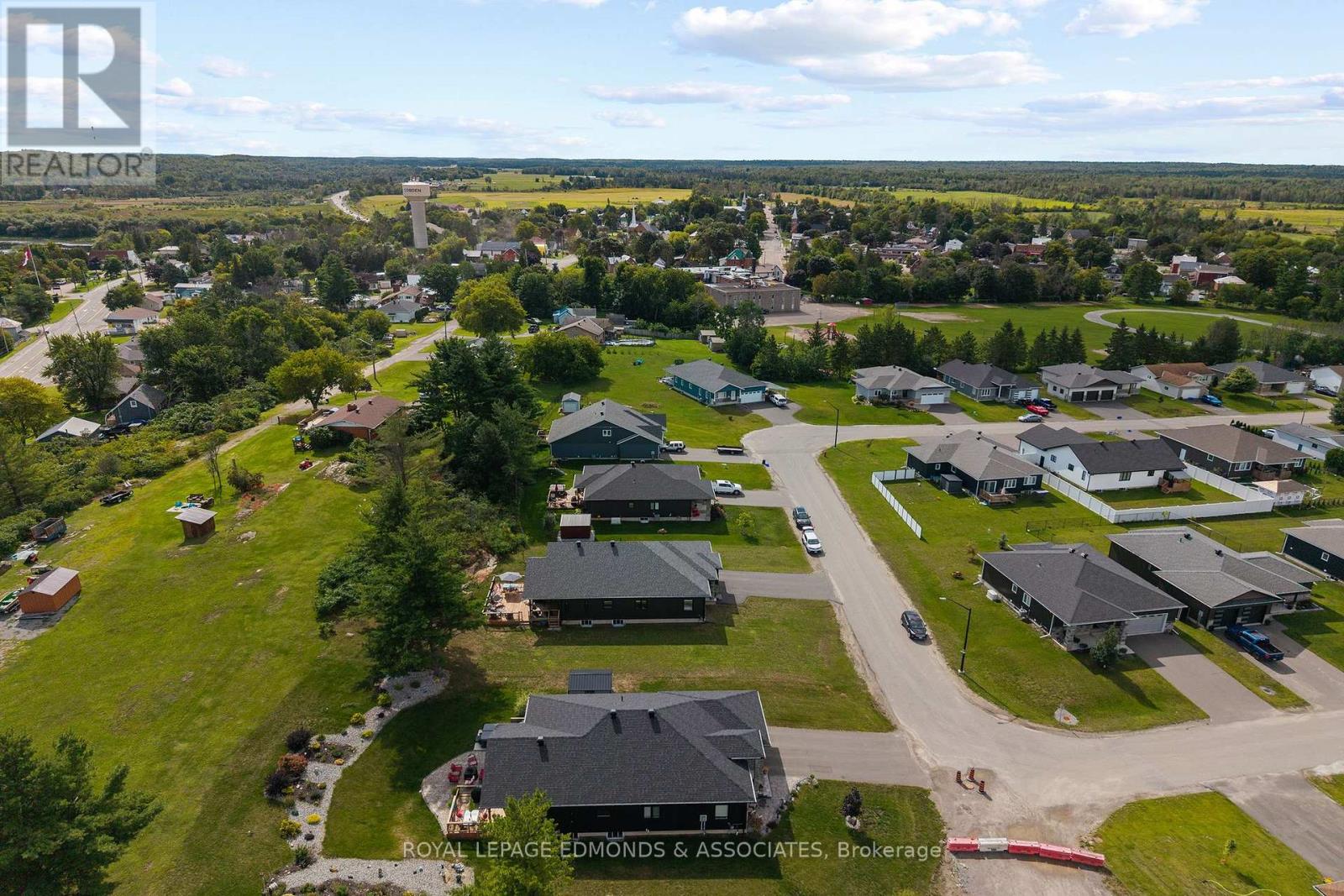 39 MORRISON DRIVE - 50