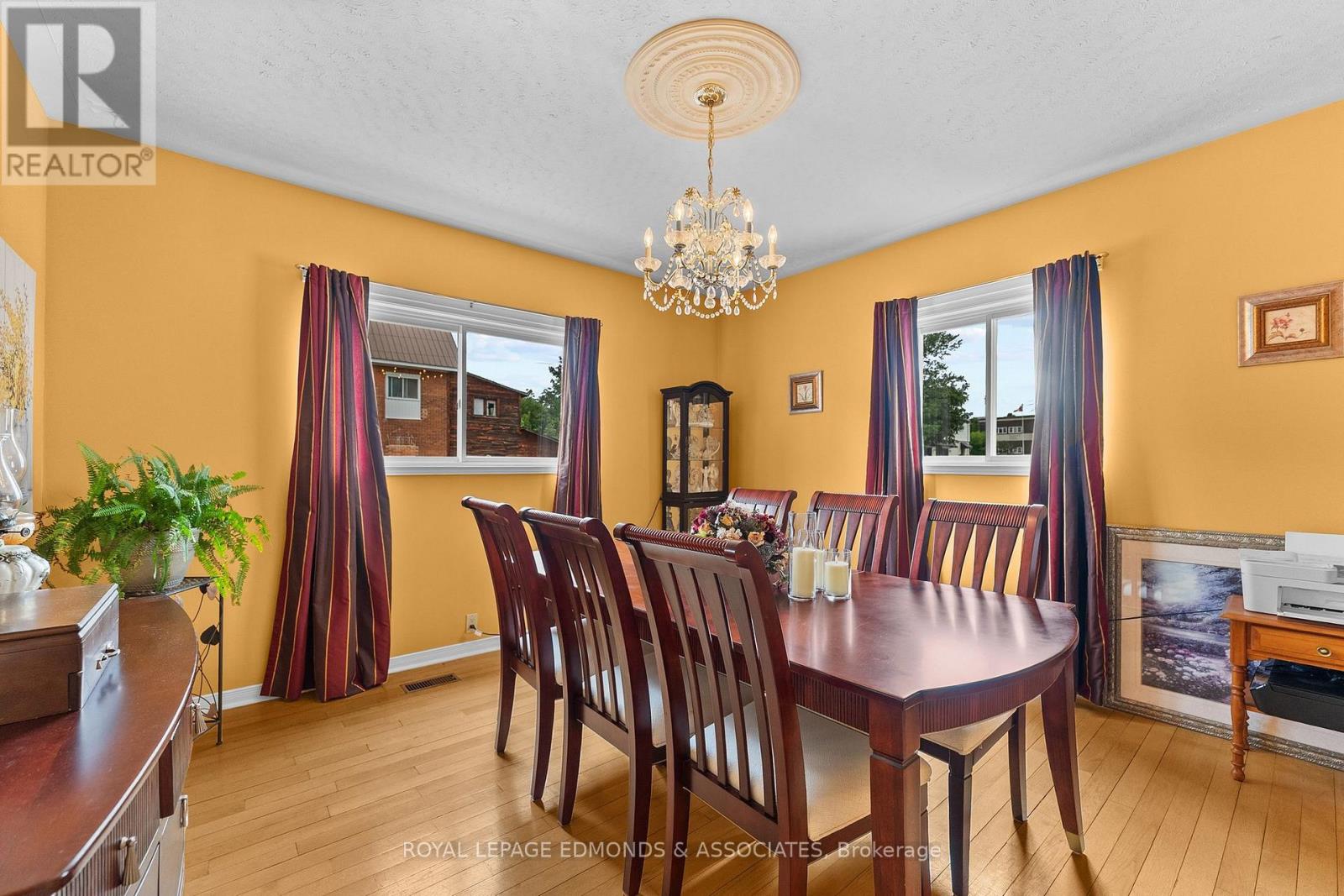 320 ALFRED STREET - Image 14