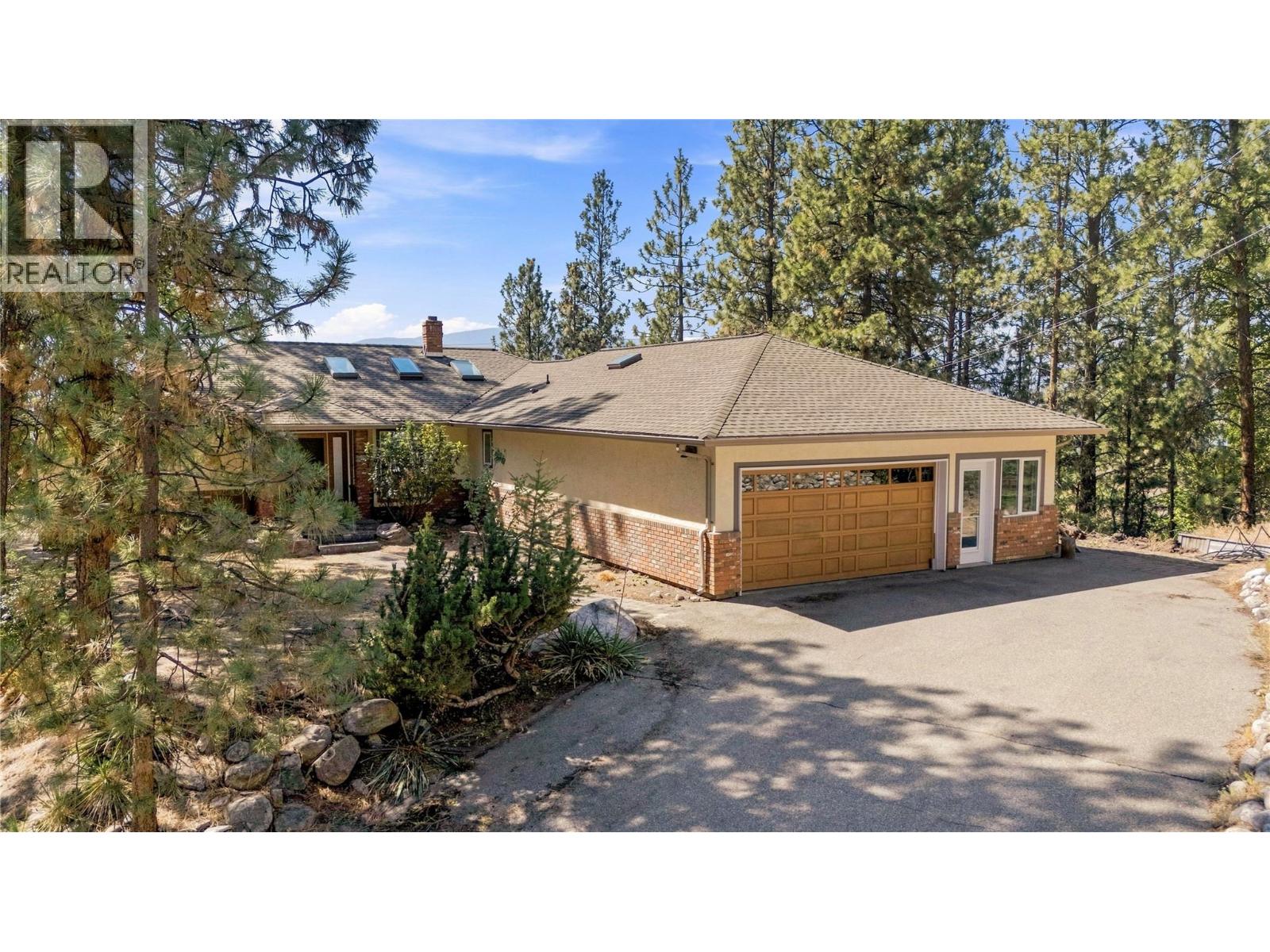 1970 Sutherland Road, Penticton