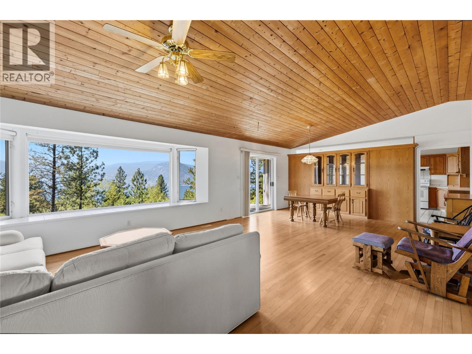 1970 Sutherland Road, Penticton