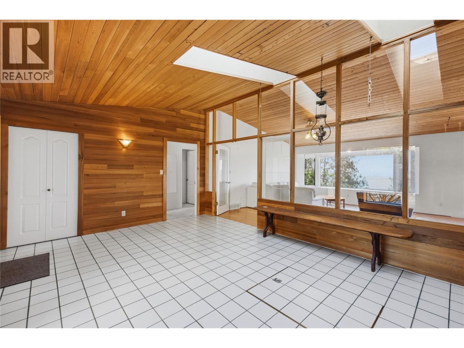 1970 Sutherland Road, Penticton