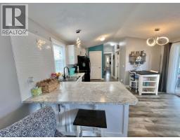 2130 Golden Pond Road, Quesnel, BC V2J7A2 Photo 11