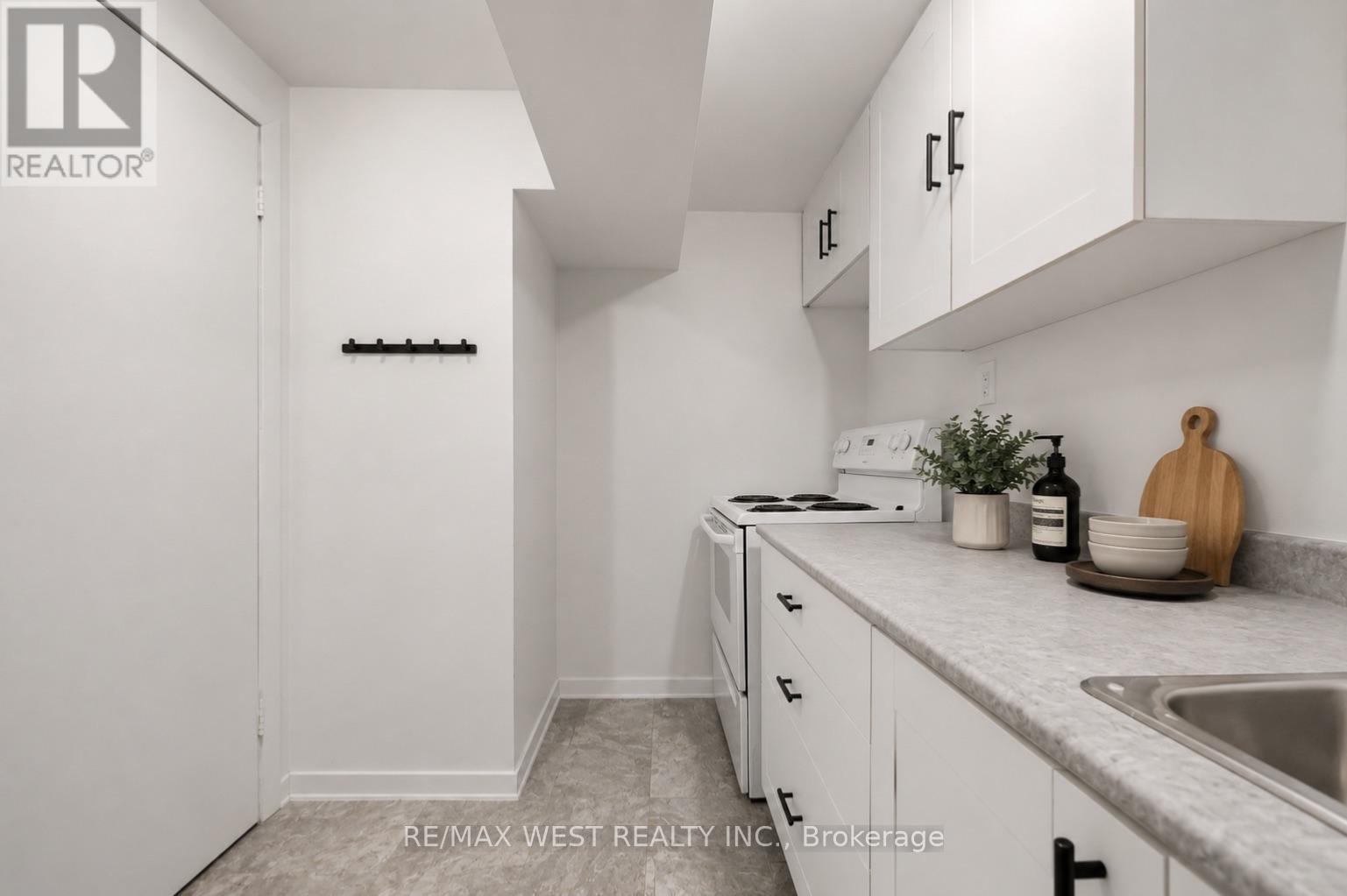62 LITTLELEAF DRIVE - 15